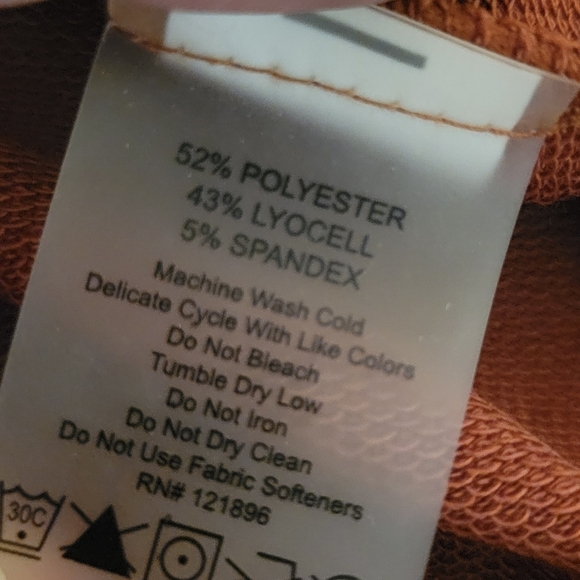 Title Nine Deep Pockets Dress - Sashiko ORANGE Hiking Gorpcore Active medium - Picture 9 of 9